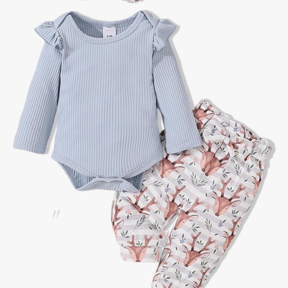 Adorable Baby Blue Ruffle Bodysuit and Deer Print Pants Set - Picture 2 of 3
